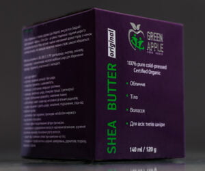 Коробка для натуральних олій ТВК Груп створена пантонами підібраними у красивих фіолетових тонах, які помітні на будь-якій полиці. Срібне тиснення фольгою та  матова ламінація додають упаковці шарму та підкреслюють вишуканість продукції.